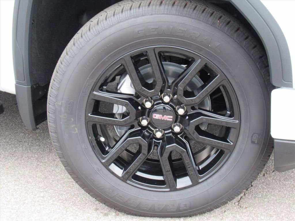 New 2026 GMC Sierra 1500 Elevation image 8
