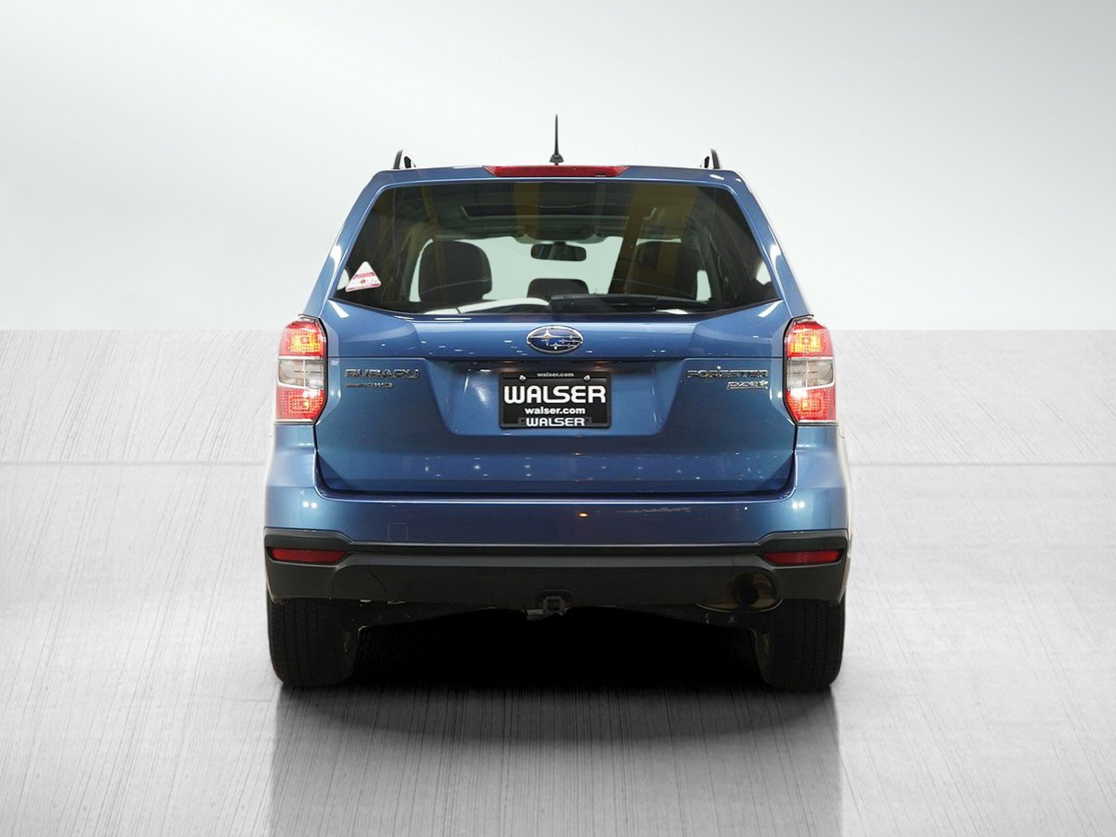 Used 2015 Subaru Forester 2.5i Premium w/ All-Weather Package image 4