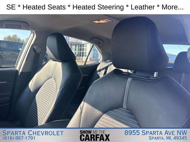 Used 2024 Toyota Camry SE image 11