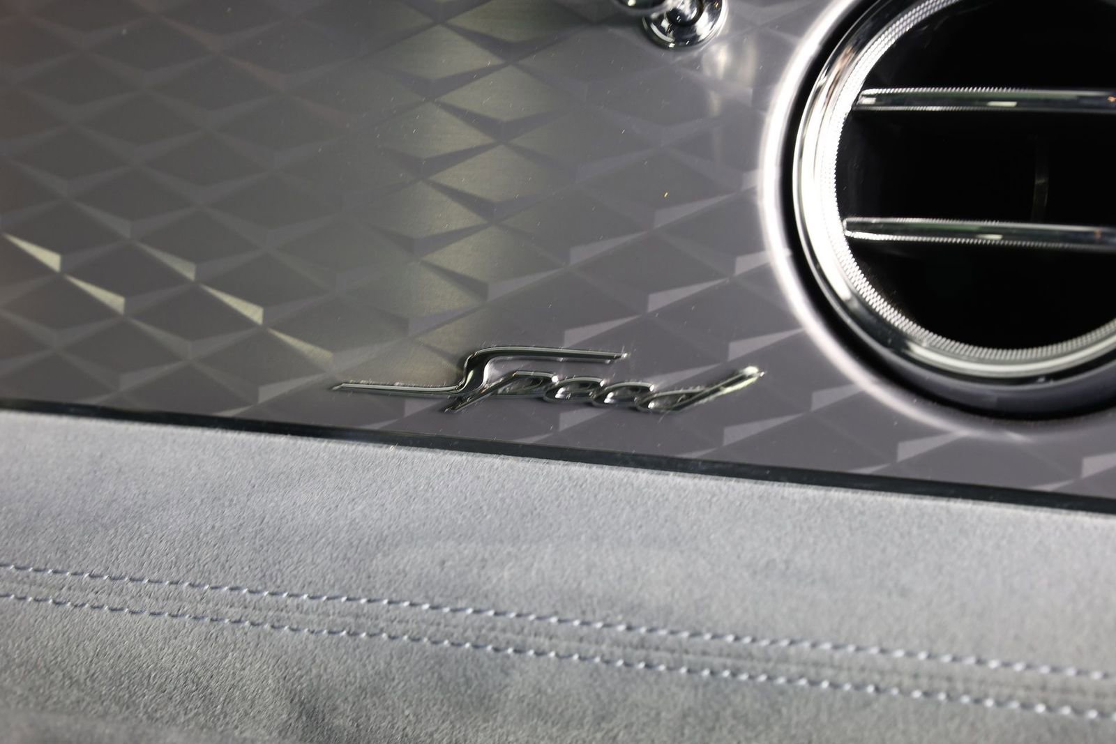 Certified 2023 Bentley Bentayga Speed image 28