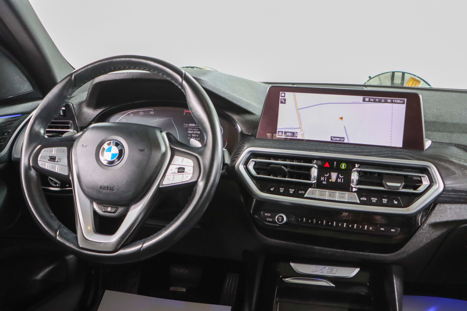 Used 2023 BMW X3 xDrive30i w/ Convenience Package image 17