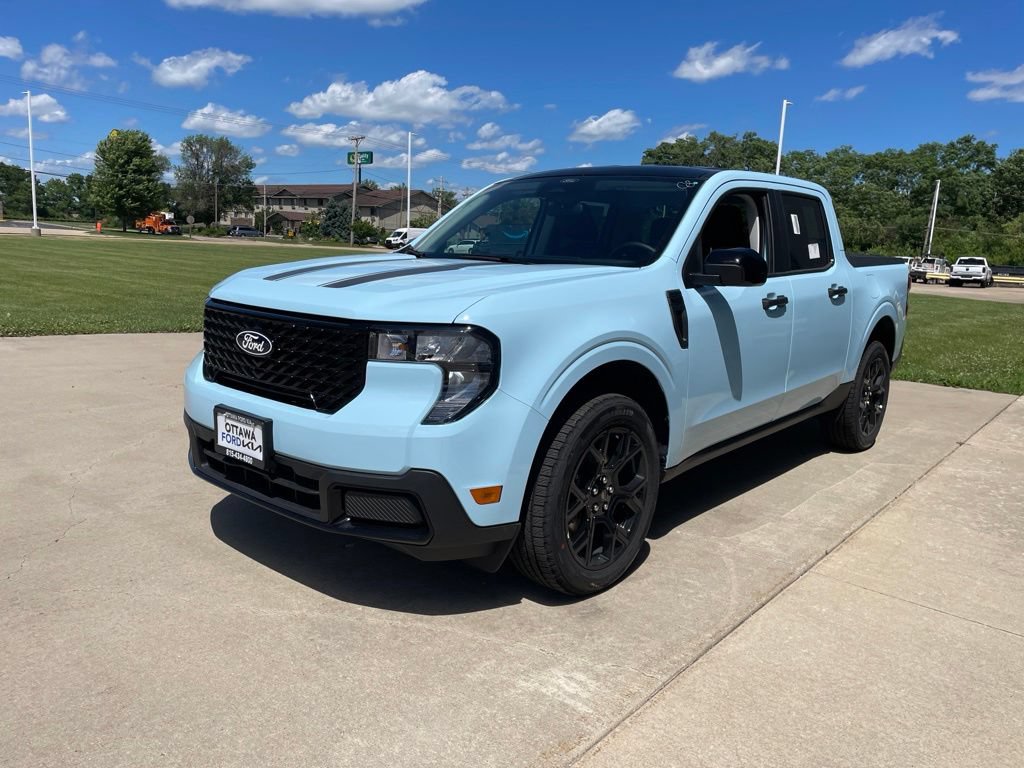 New 2026 Ford Maverick XLT w/ Equipment Group 301A AWD/4WD image 2