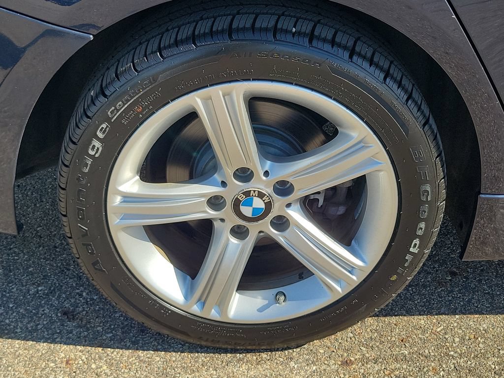 Used 2015 BMW 320i xDrive Sedan AWD/4WD image 33