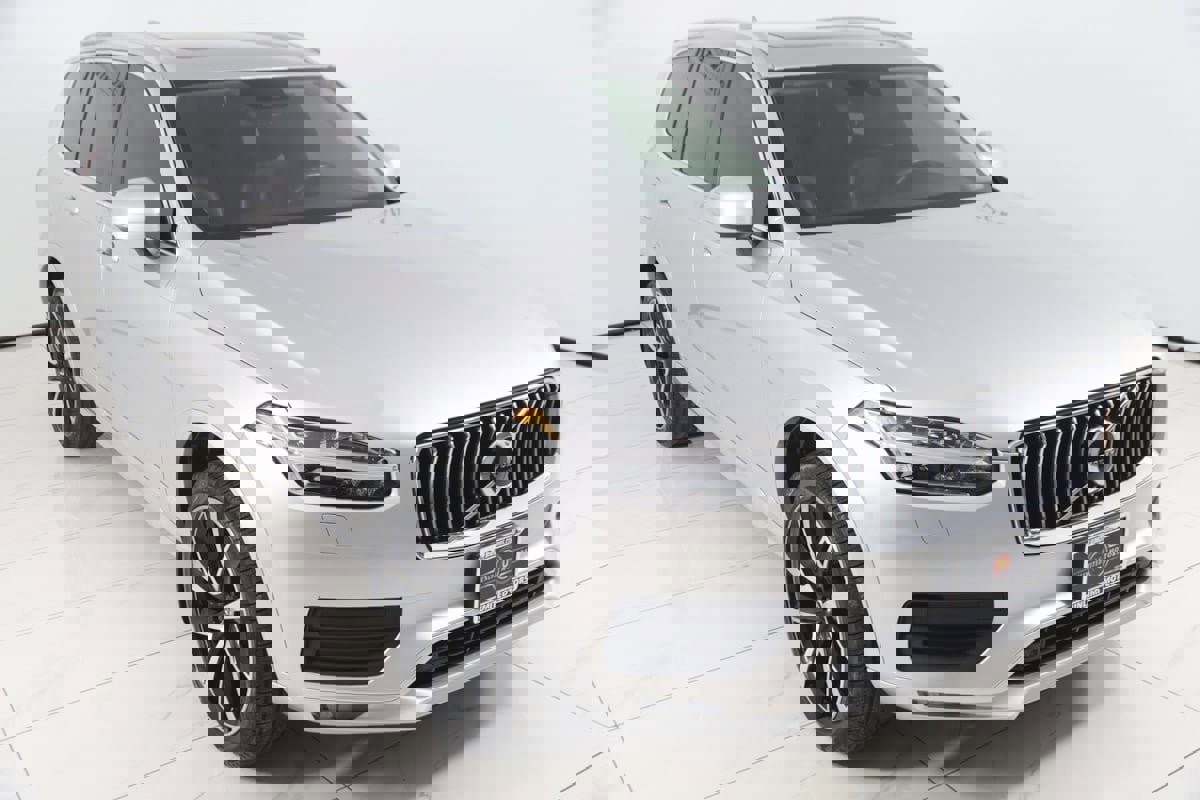 Used 2022 Volvo XC90 T6 Momentum w/ Climate Package image 45