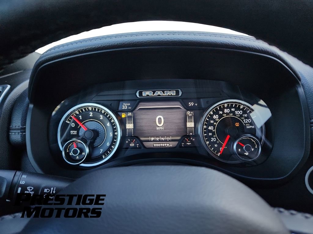 Used 2019 RAM 1500 Laramie AWD/4WD image 17