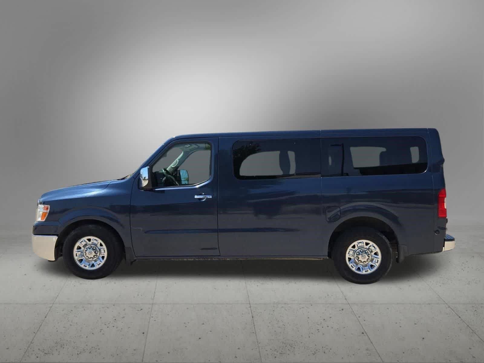 Used 2019 Nissan NV 3500 SL RWD image 3