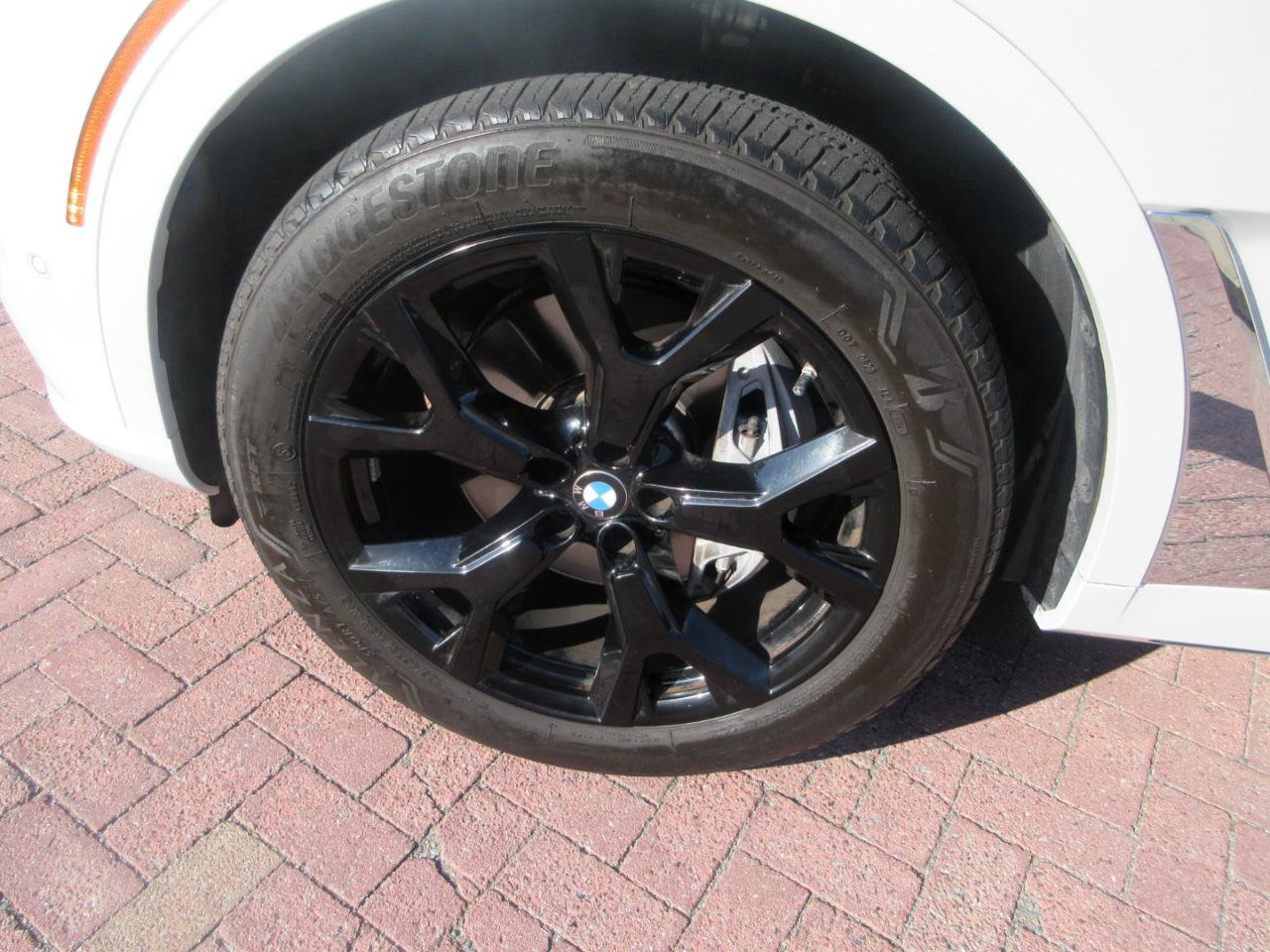 Used 2025 BMW X7 xDrive40i w/ Premium Package AWD/4WD image 88
