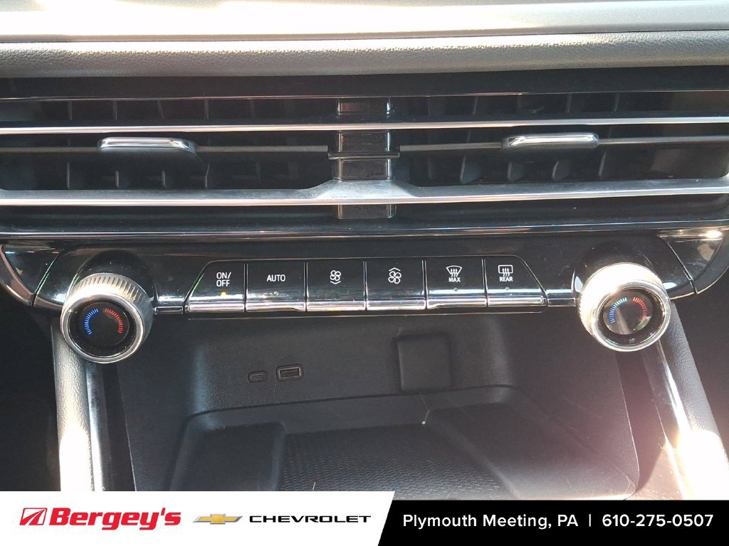 Certified 2026 Chevrolet Traverse LT AWD/4WD image 19