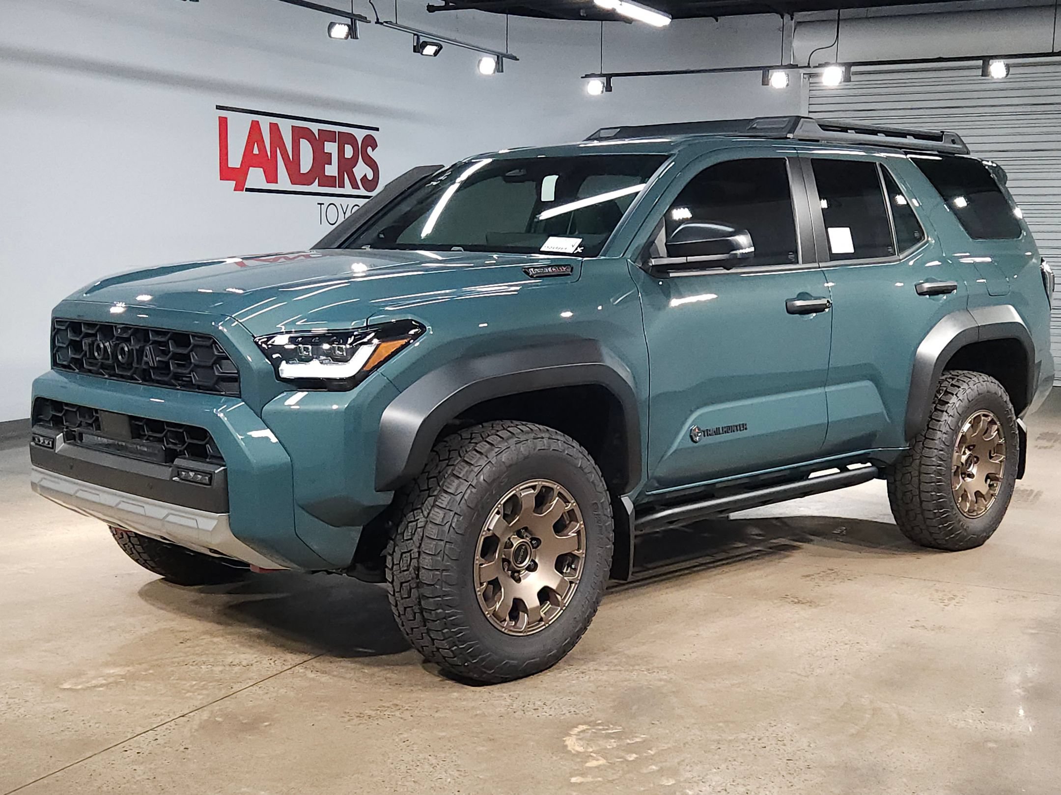 New 2026 Toyota 4Runner Trailhunter AWD/4WD image 3