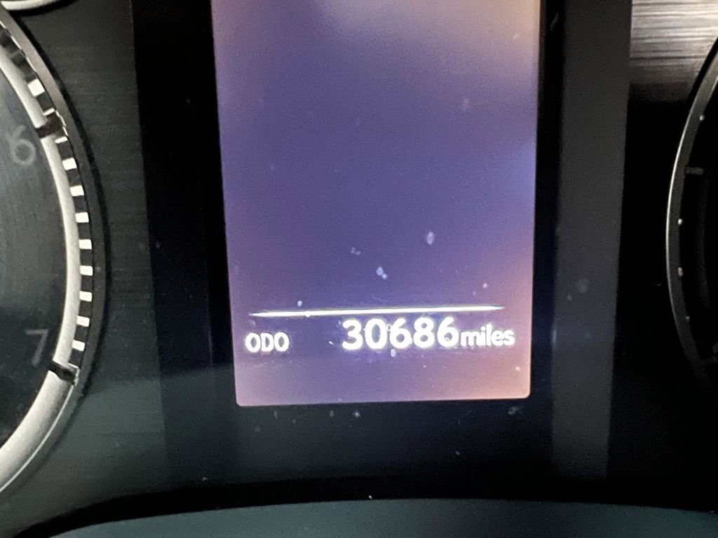 Used 2023 Lexus GX 460 w/ Black Line Special Edition image 18