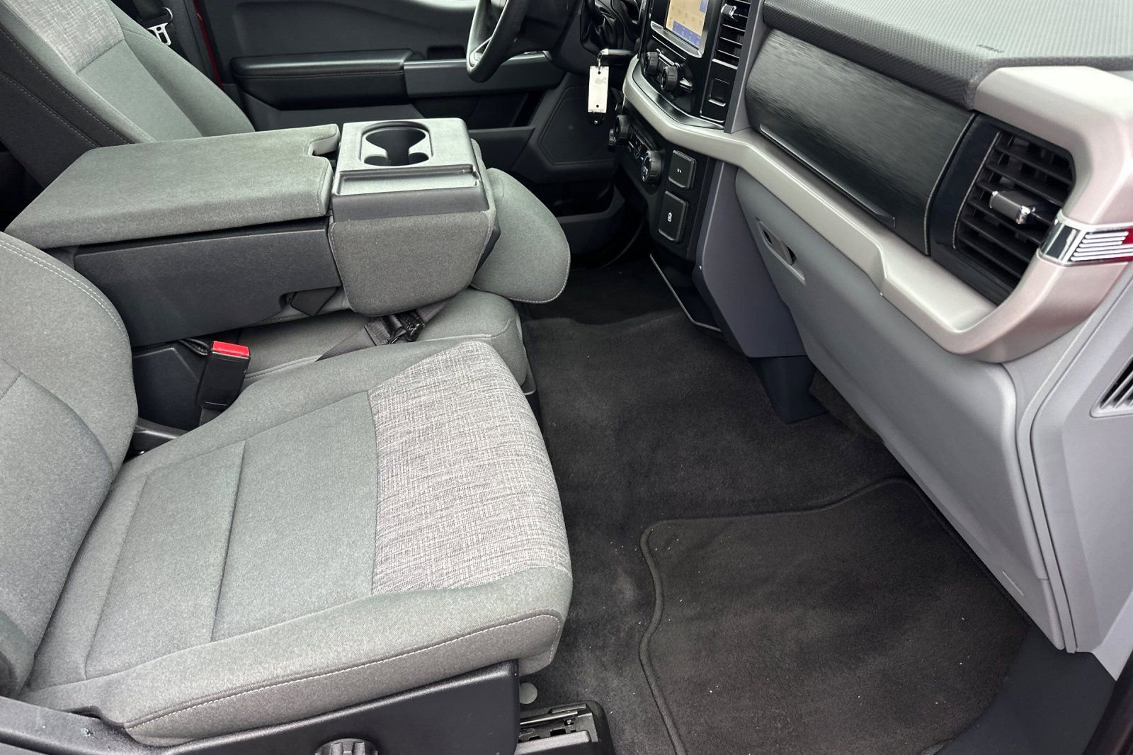 Used 2023 Ford F150 XLT image 15