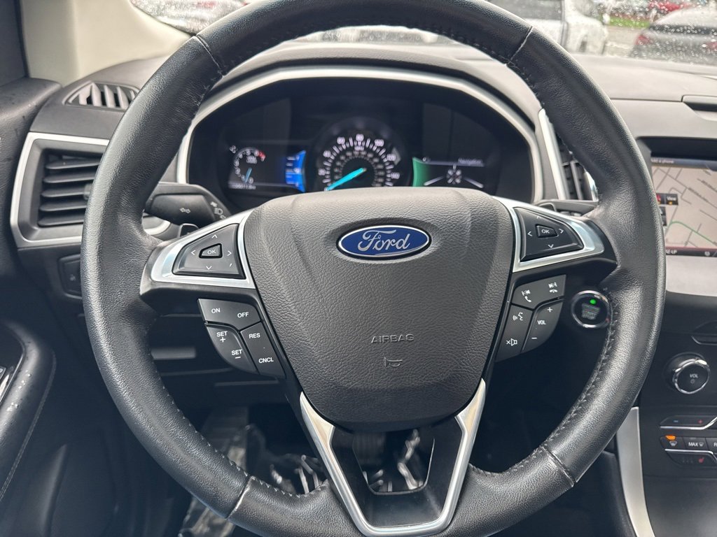 Used 2015 Ford Edge SEL w/ Equipment Group 201A image 21