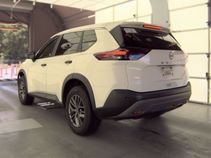 Used 2023 Nissan Rogue S AWD/4WD image 17