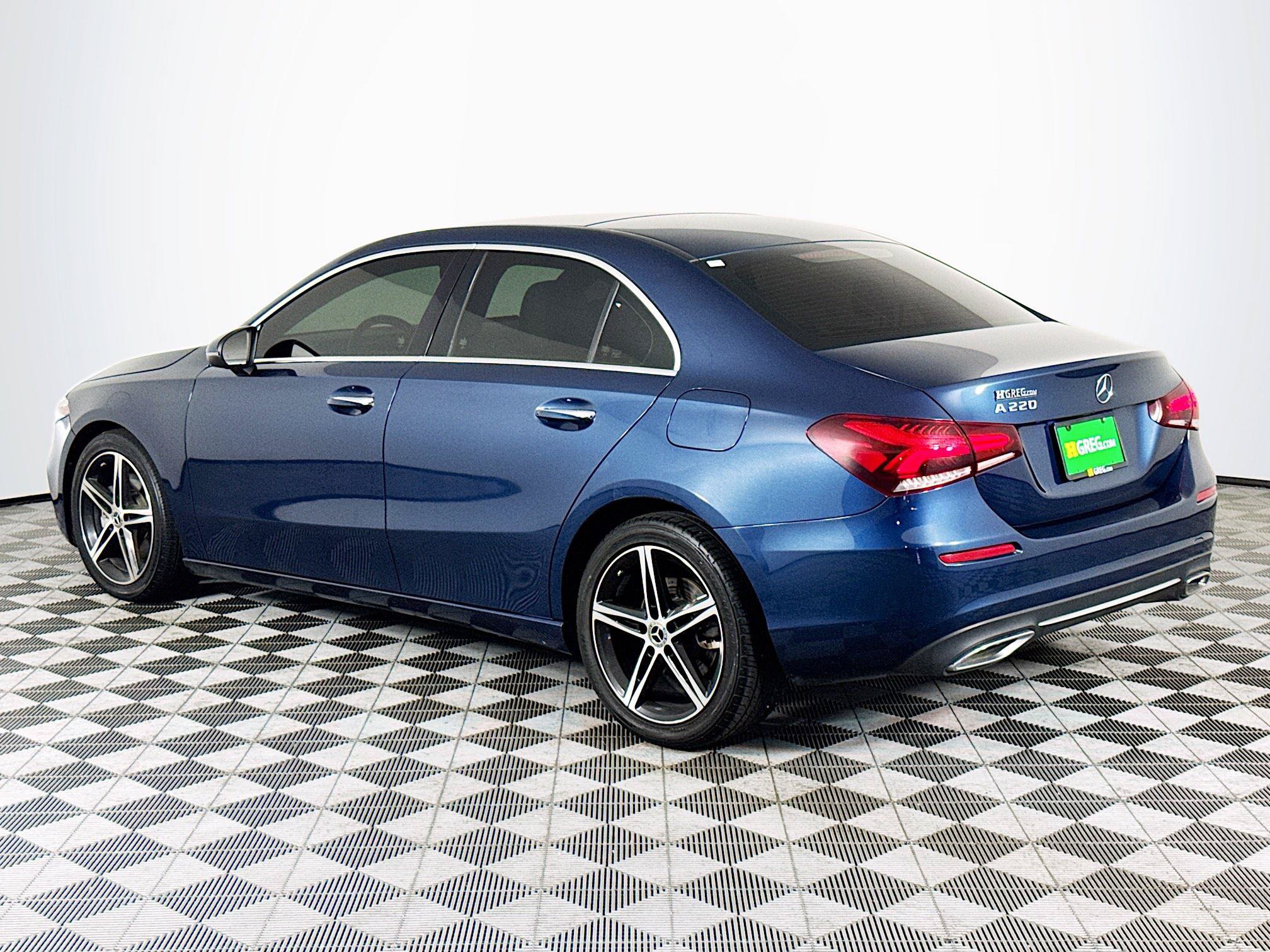 Used 2022 Mercedes-Benz A 220 image 6