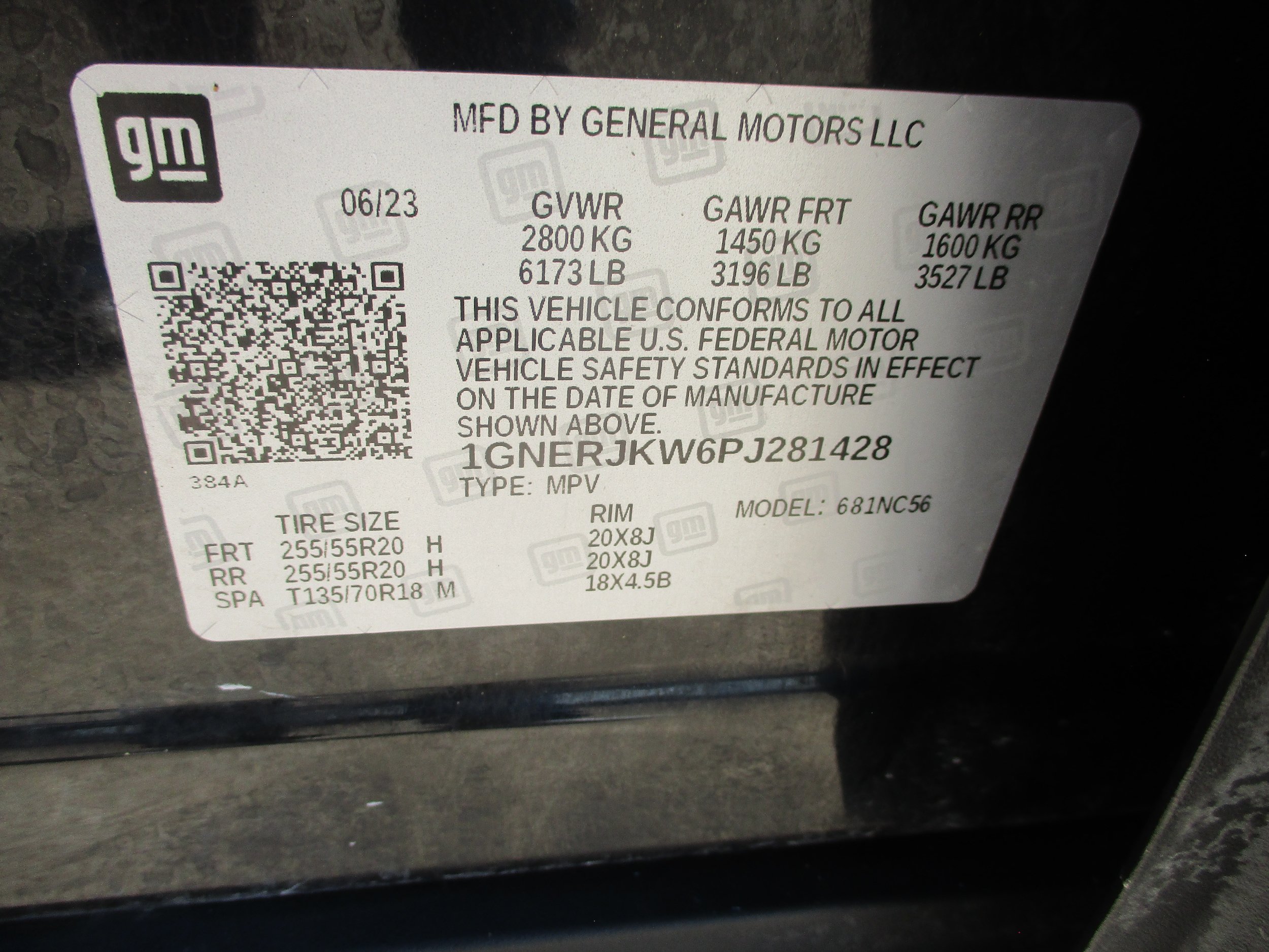 Used 2023 Chevrolet Traverse RS FWD image 24