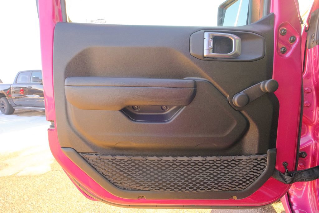 Used 2024 Jeep Wrangler Sport image 22