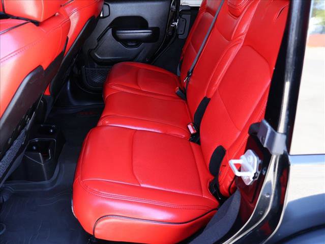 Used 2021 Jeep Wrangler Unlimited Rubicon w/ Uconnect 4C Nav & Sound Group AWD/4WD image 21