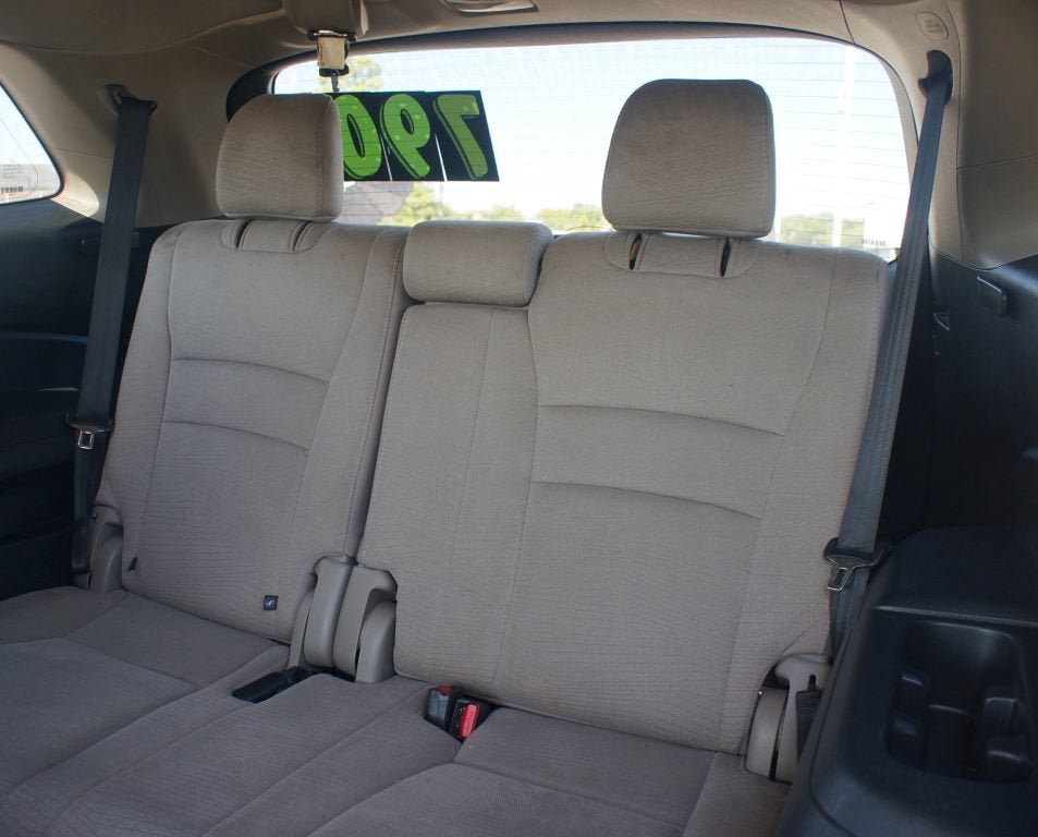 Used 2016 Honda Pilot LX image 11