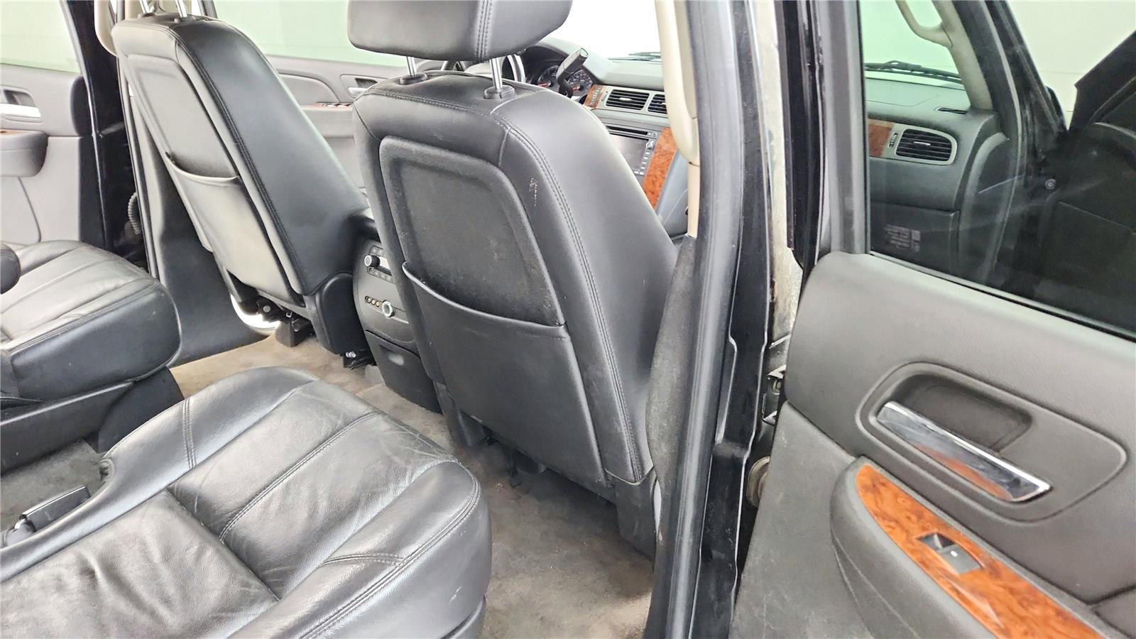 Used 2008 Chevrolet Tahoe LTZ w/ LTZ Preferred Equipment Group image 20