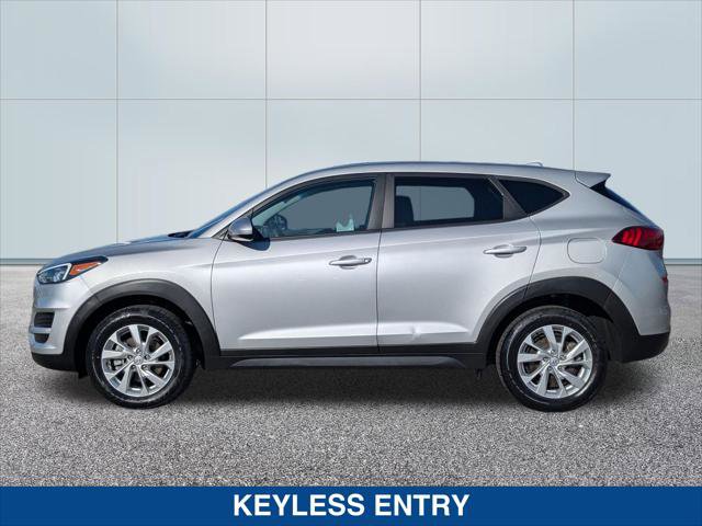 Used 2021 Hyundai Tucson SE image 2