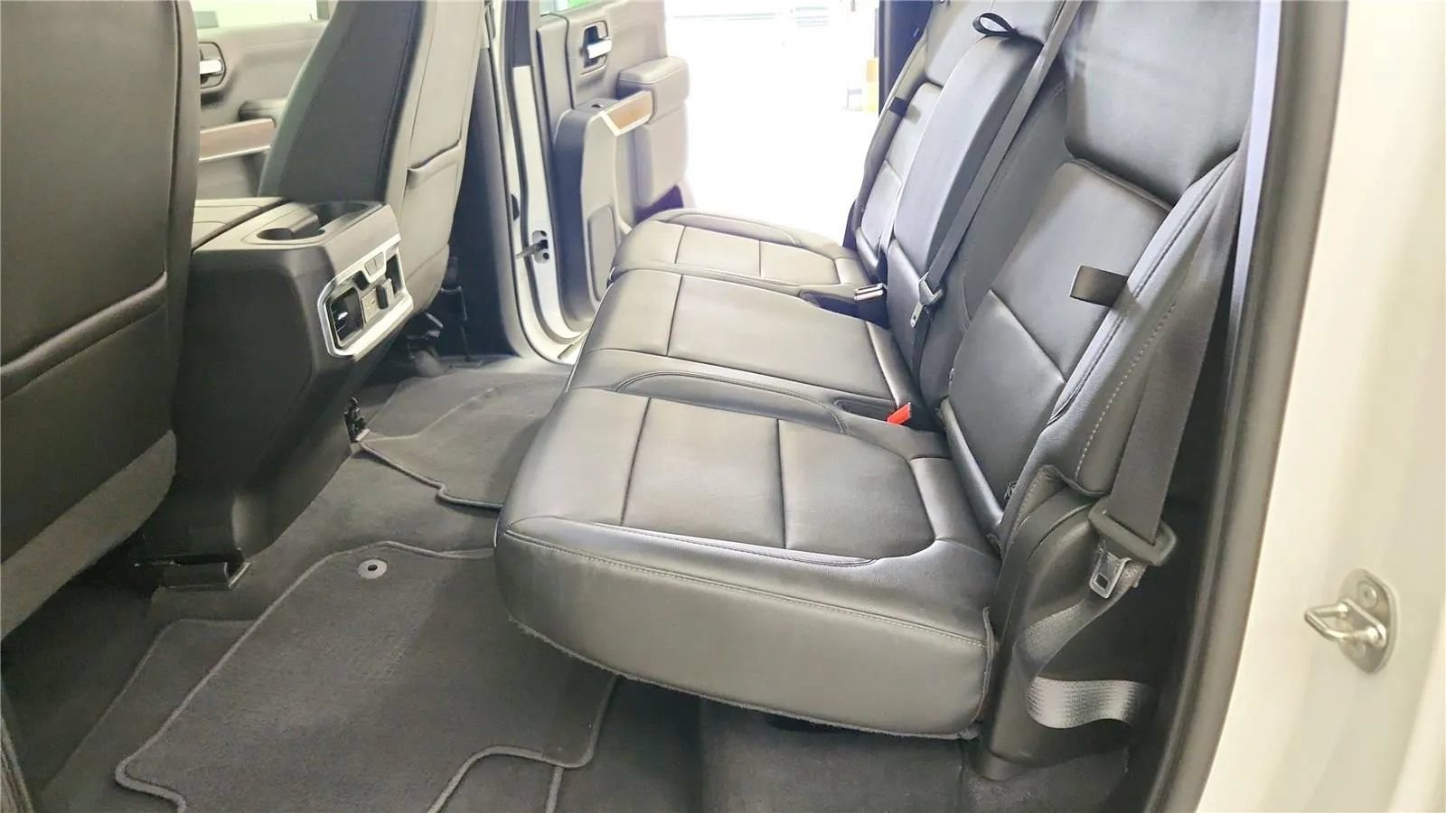 Used 2020 GMC Sierra 1500 SLT w/ SLT Convenience Package AWD/4WD image 33