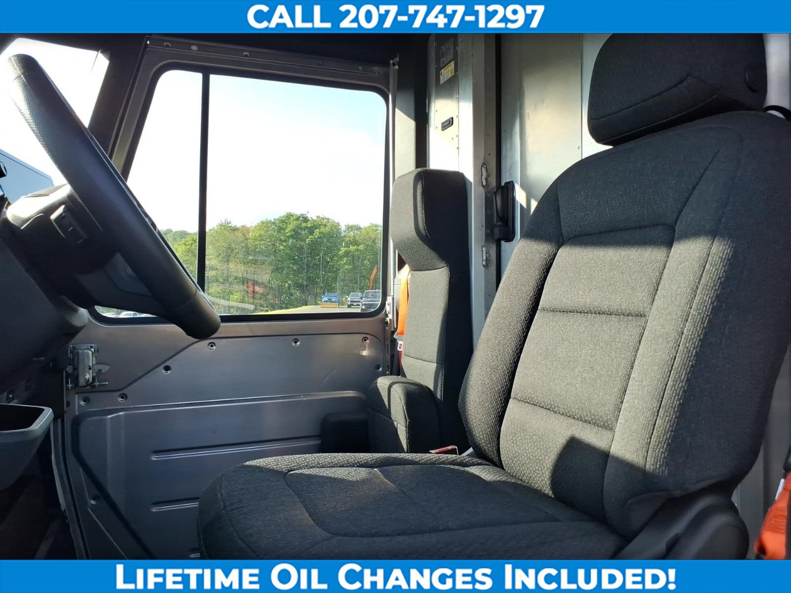Used 2024 Chevrolet Brightdrop 600 w/ Commercial Equipment Package AWD/4WD image 15