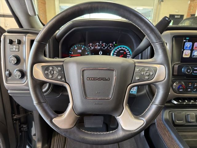 Used 2018 GMC Sierra 2500 Denali w/ Duramax Plus Package AWD/4WD image 17