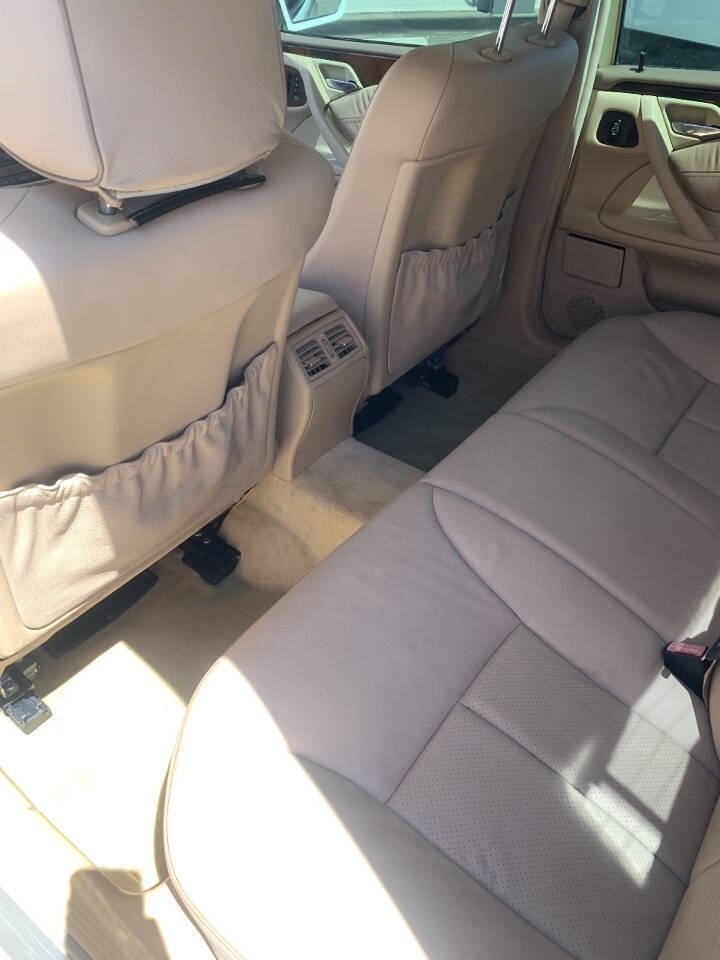 Used 2002 Mercedes-Benz E 320 Sedan image 15