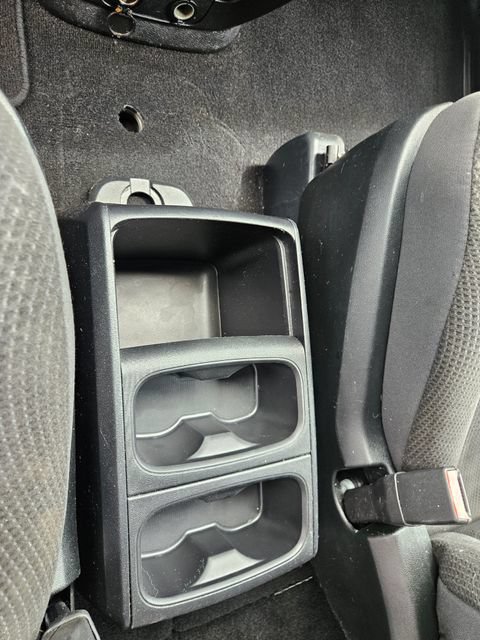 Used 2019 Dodge Grand Caravan SE FWD image 26