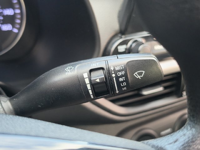 Used 2020 Kia Forte LXS FWD image 20