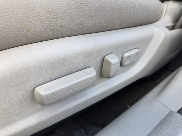 Used 2012 Honda Accord EX-L image 17