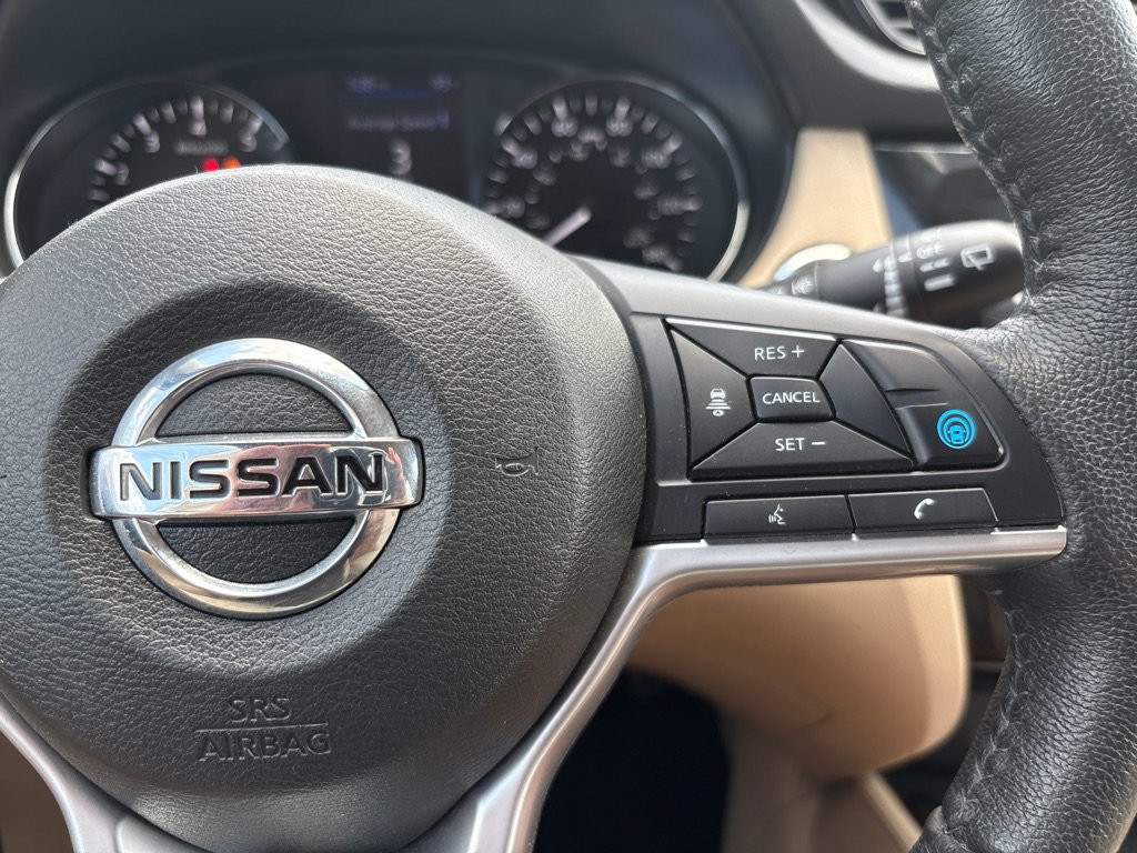 Used 2019 Nissan Rogue SL w/ Premium Package FWD image 26