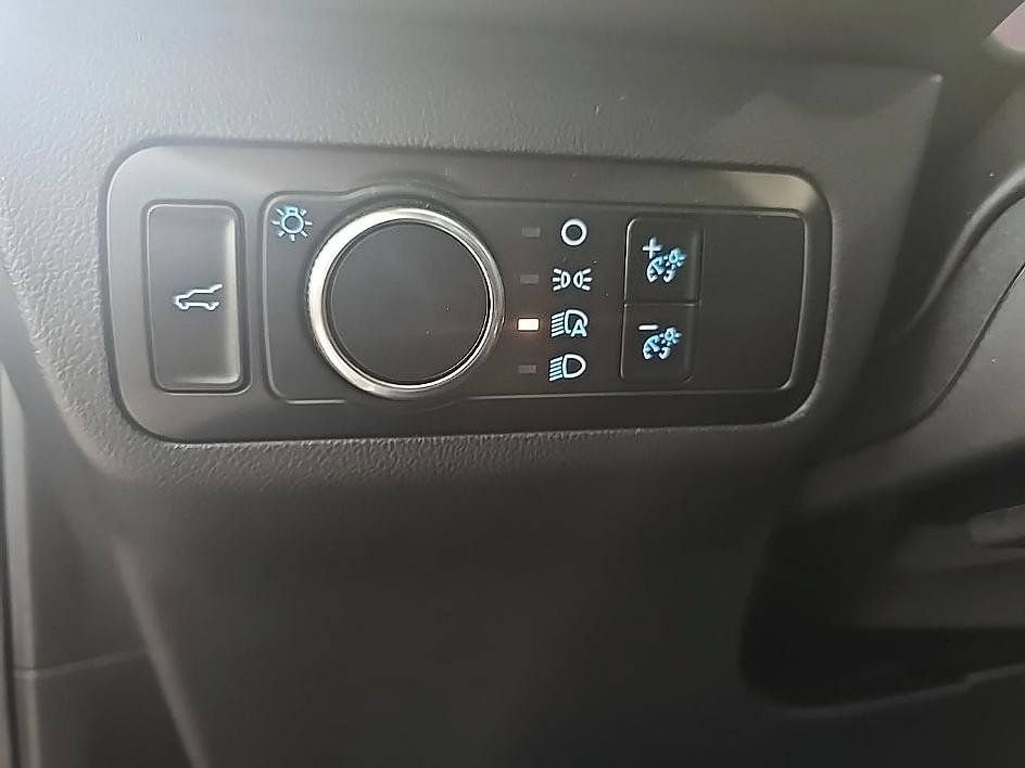 Used 2023 Ford Escape ST-Line w/ Tech Pack #1 AWD/4WD image 14