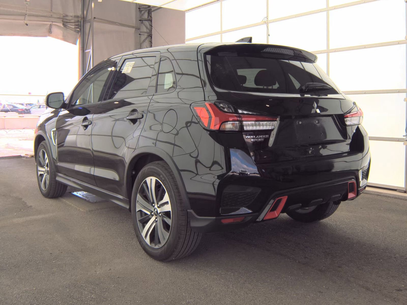 Used 2023 Mitsubishi Outlander Sport ES AWD/4WD image 6