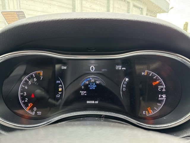 Used 2021 Jeep Grand Cherokee Limited w/ Trailer Tow Group IV image 30