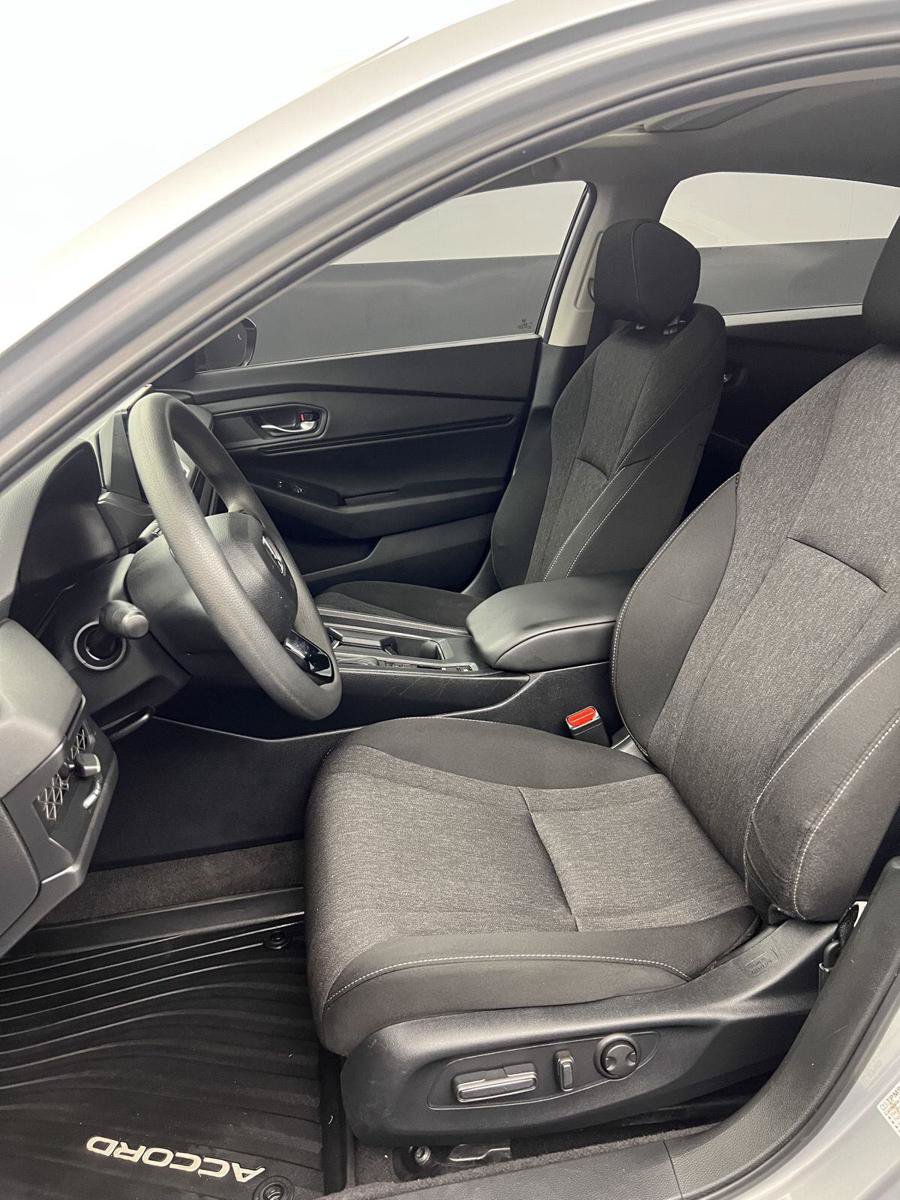 Used 2024 Honda Accord EX image 4