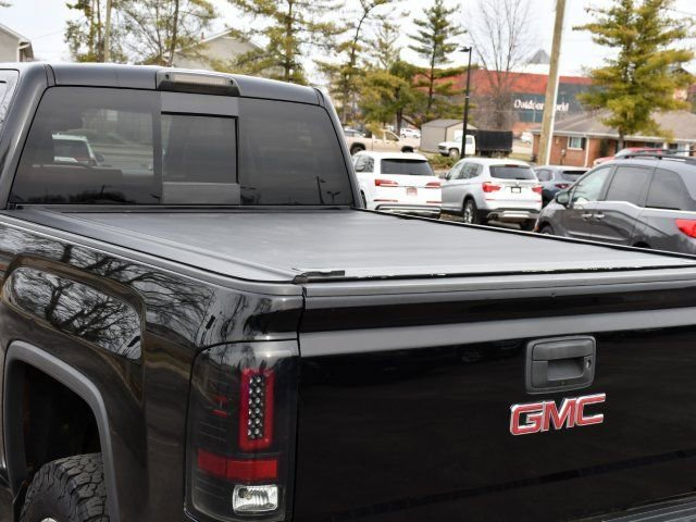 Used 2017 GMC Sierra 2500 Denali w/ Duramax Plus Package image 30