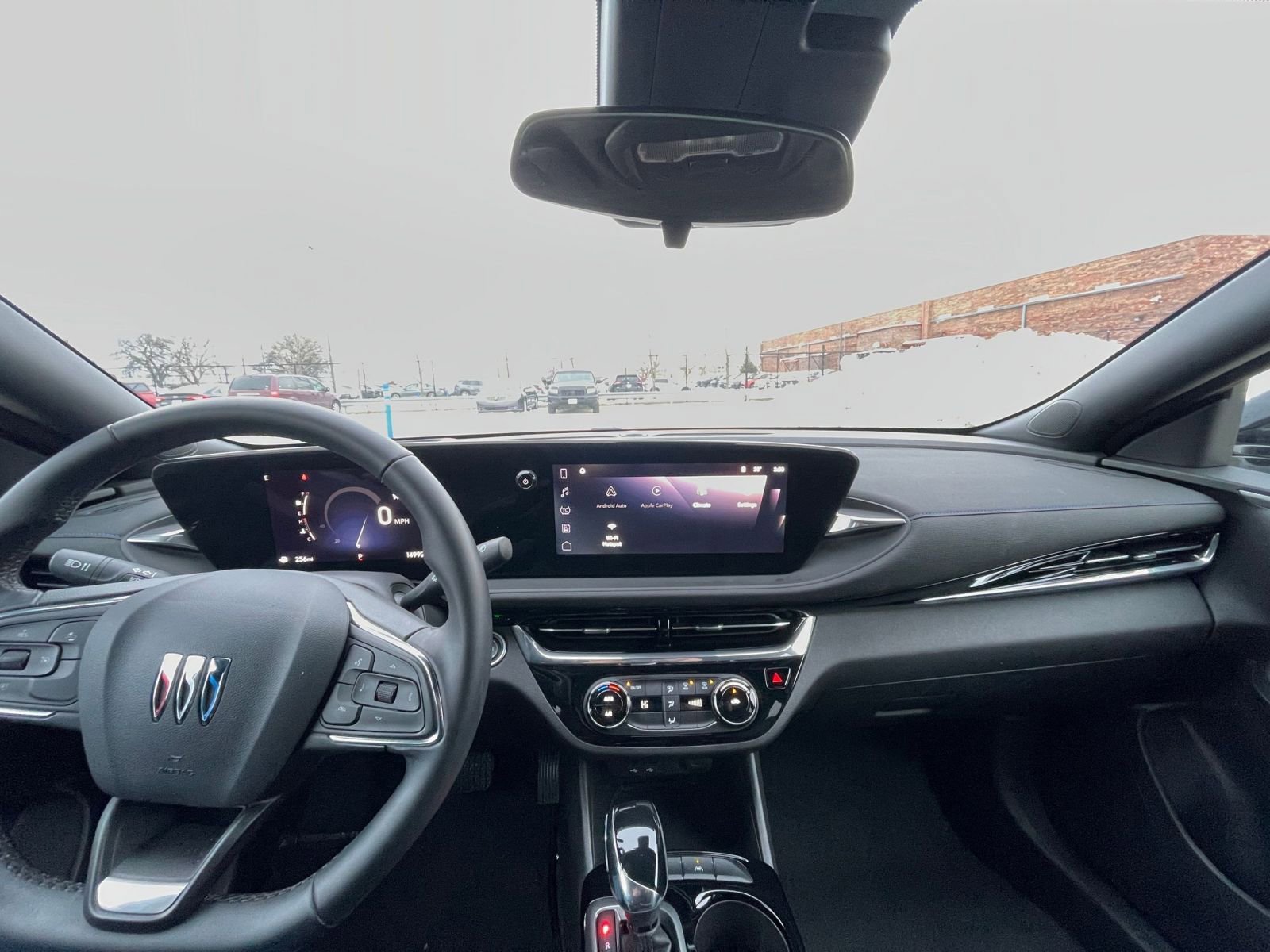 Used 2025 Buick Envista Sport Touring image 32