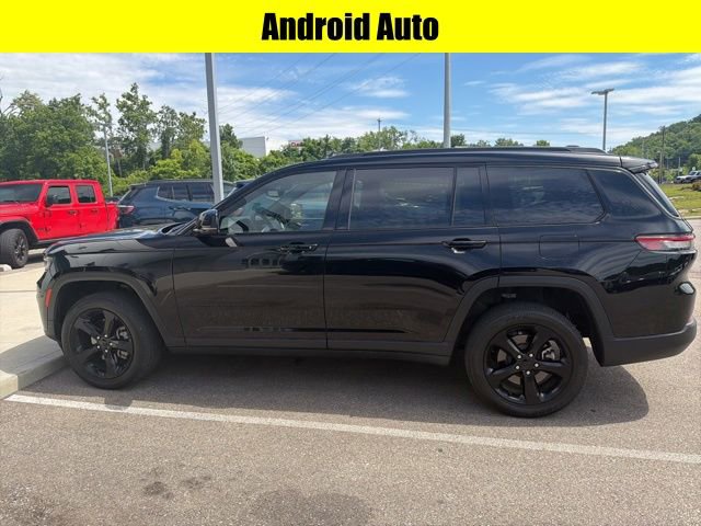 Used 2023 Jeep Grand Cherokee L Laredo AWD/4WD image 5