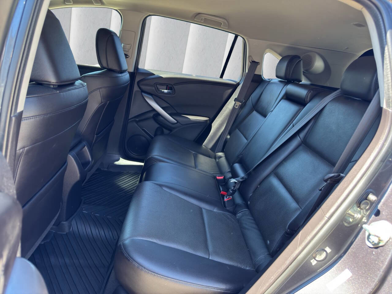Used 2015 Acura RDX AWD w/ Technology Package image 11