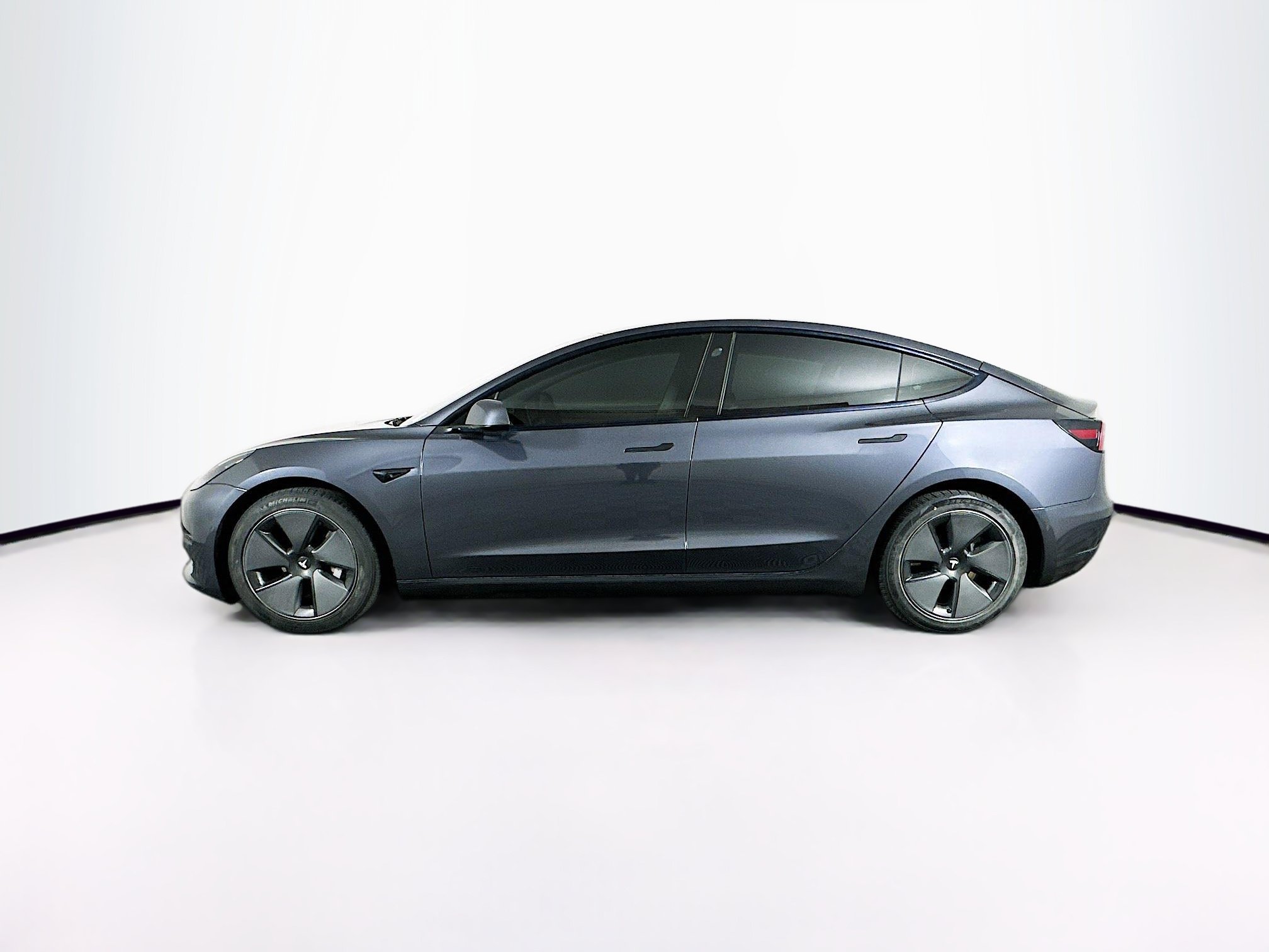 Used 2021 Tesla Model 3 Long Range AWD/4WD image 4