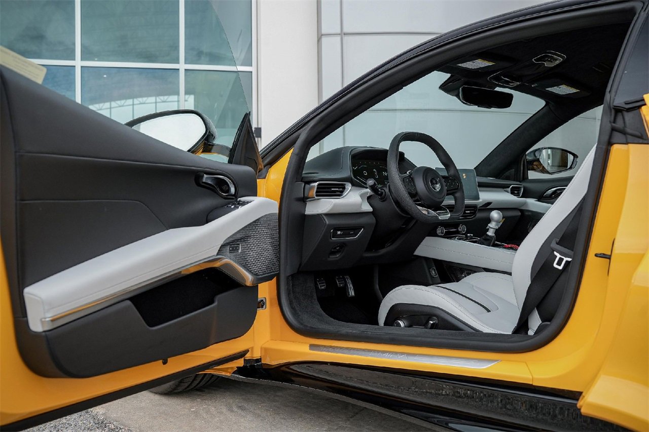 New 2025 Lotus Emira image 16