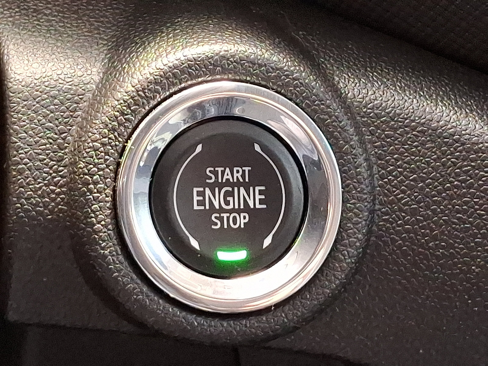 Used 2022 Chevrolet TrailBlazer LT w/ Driver Confidence Package AWD/4WD image 23