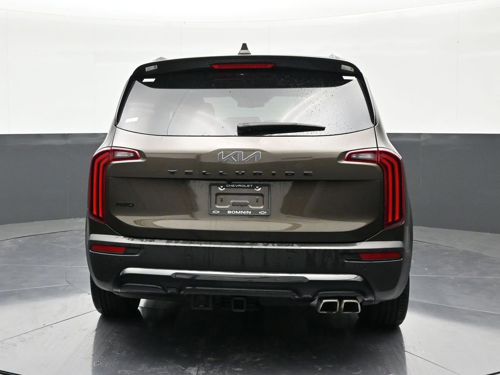 Used 2022 Kia Telluride EX w/ EX Premium Package image 4