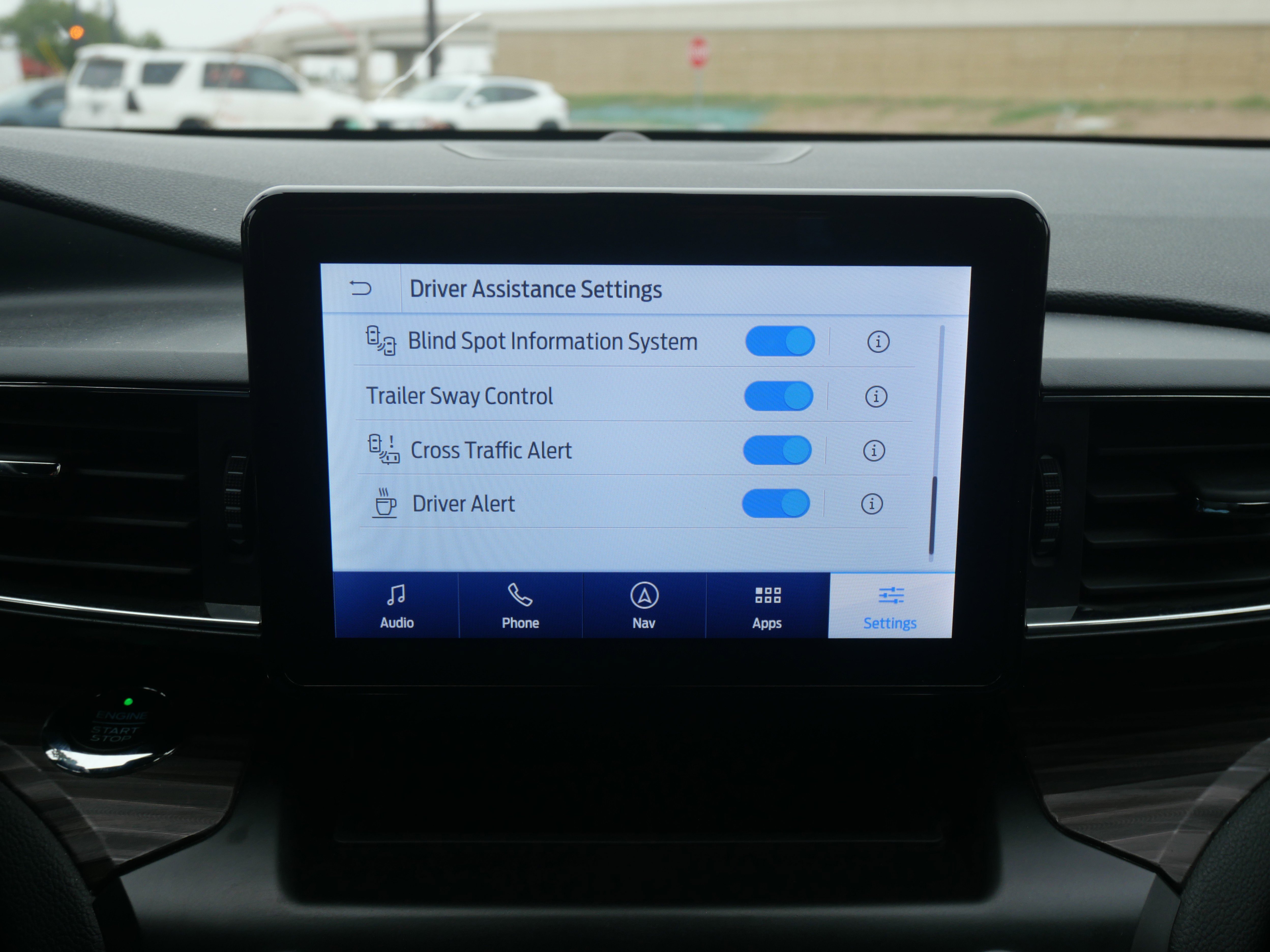 Used 2020 Ford Explorer Limited image 30