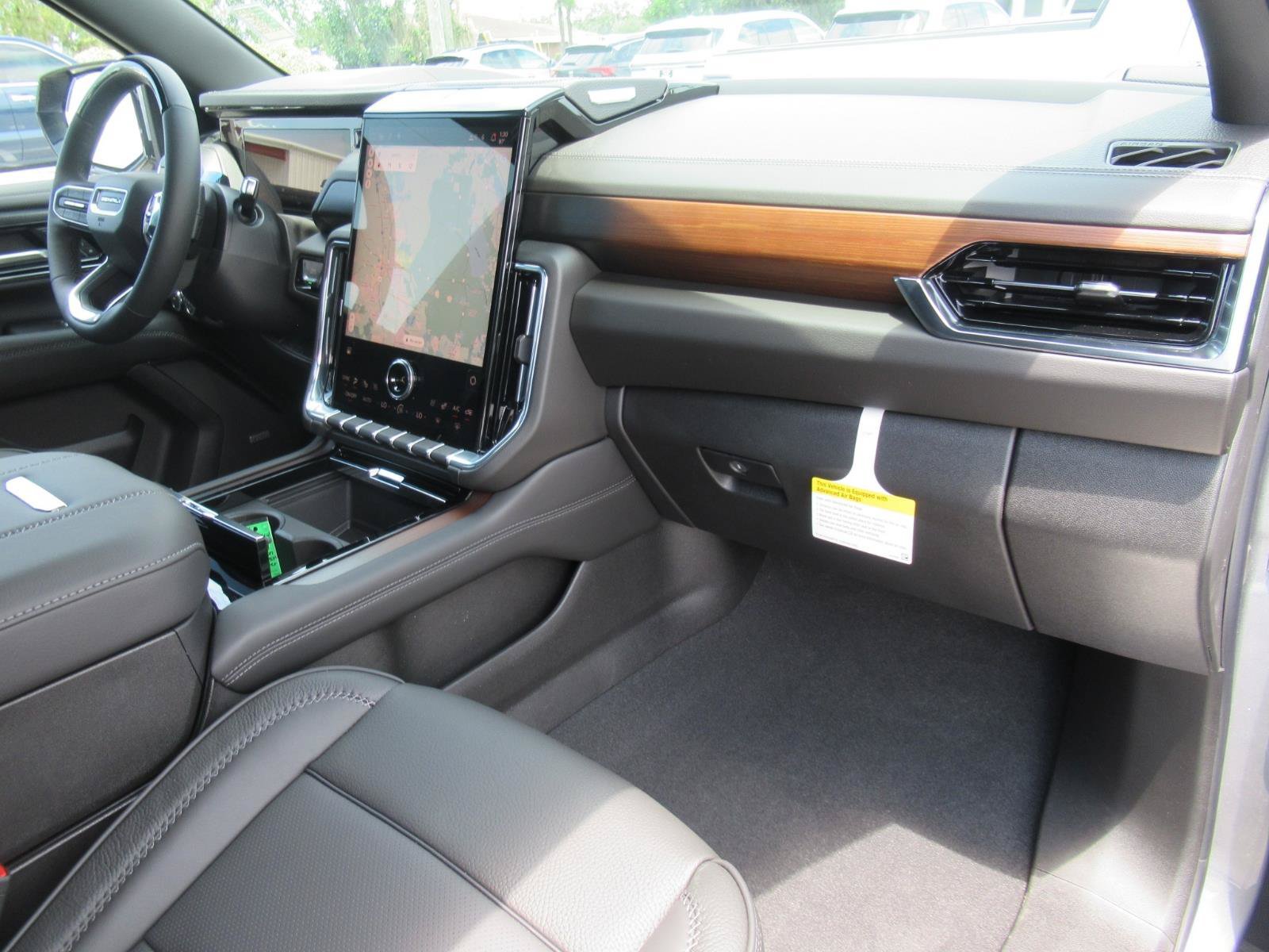 New 2026 GMC Yukon Denali w/ Advanced Technology Package RWD image 11