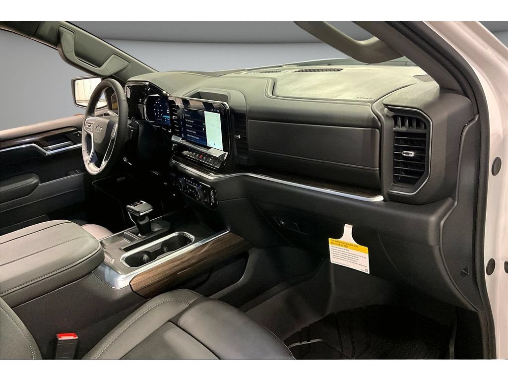 New 2026 Chevrolet Silverado 1500 RST w/ Redline Edition AWD/4WD image 48