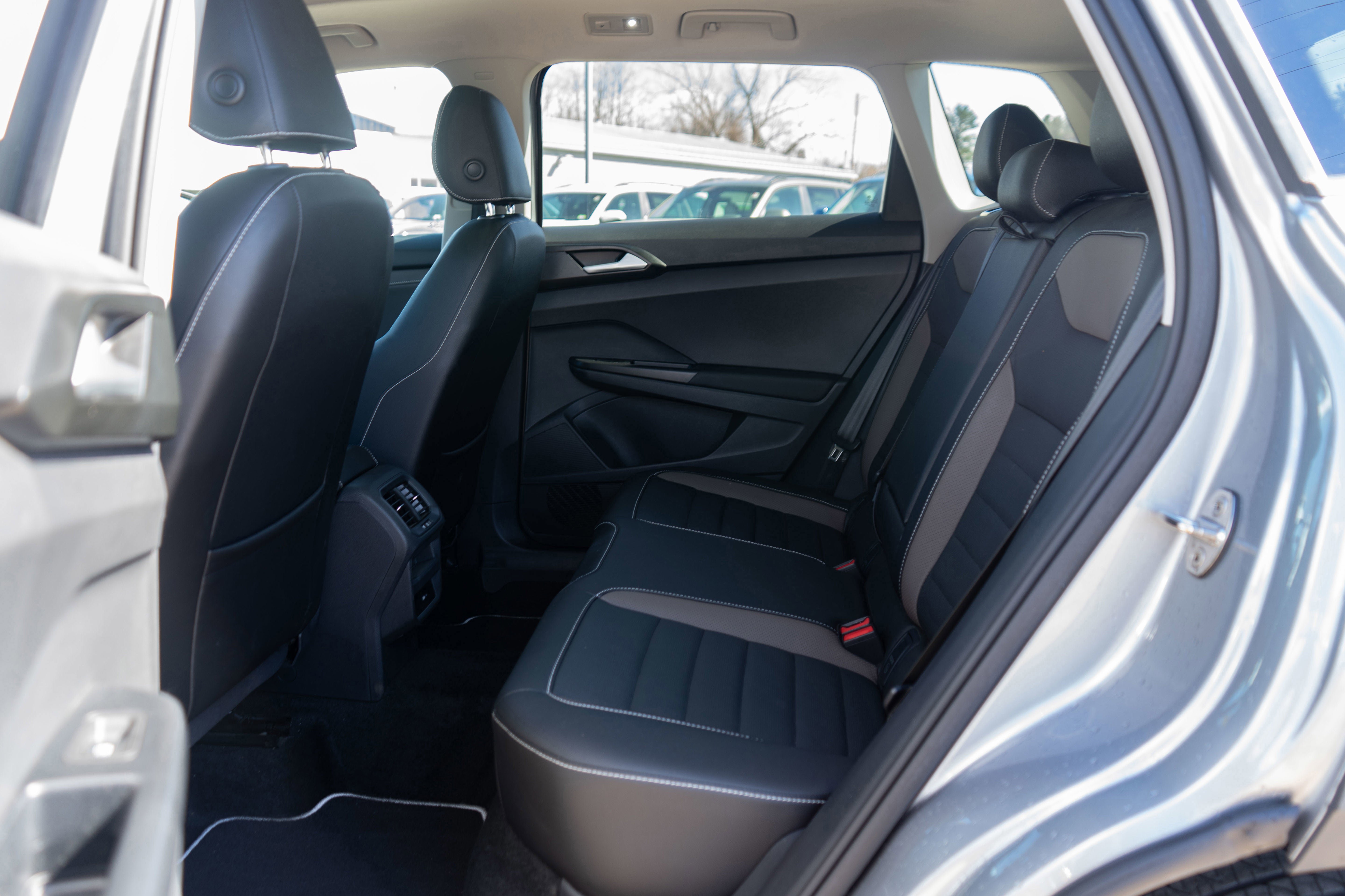 Certified 2023 Volkswagen Taos SEL image 22
