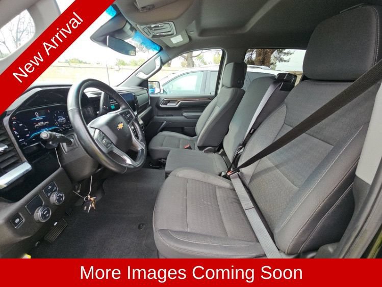 Used 2025 Chevrolet Silverado 1500 LT w/ LPO, Dark Essentials Package RWD image 12