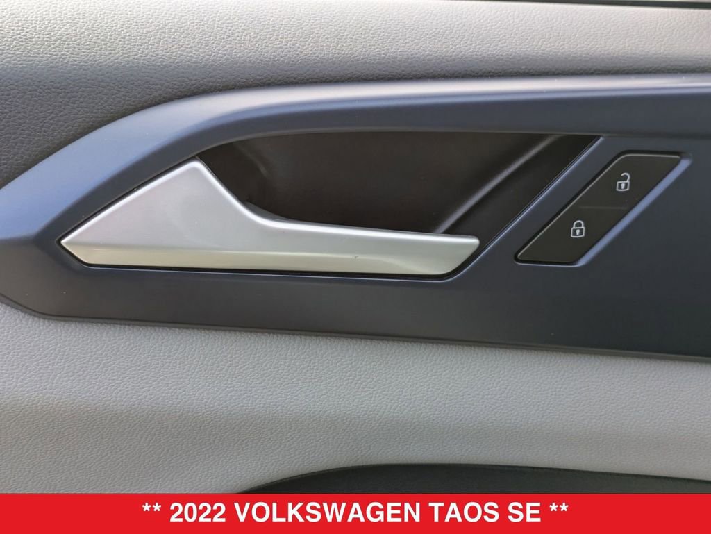 Used 2022 Volkswagen Taos SE image 12